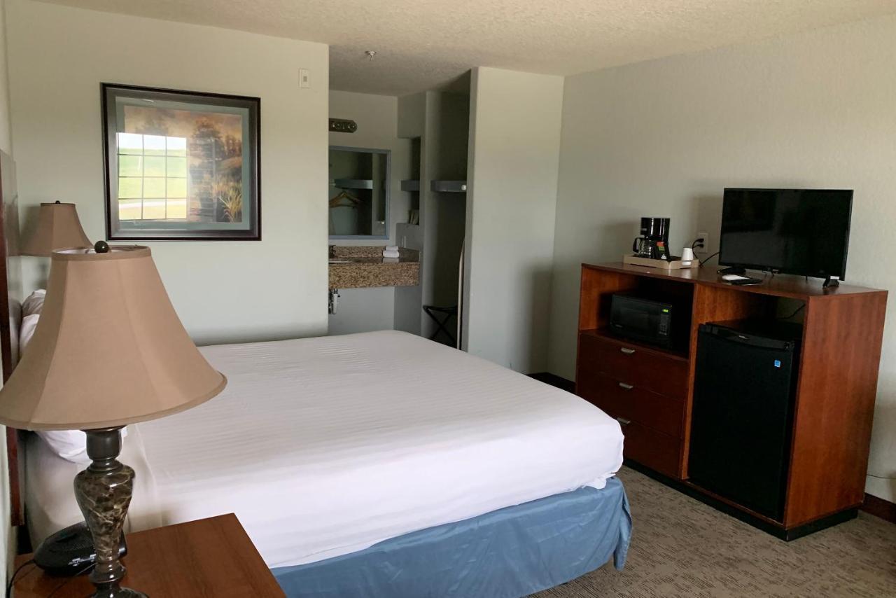 Oyo Hotel Pearsall I-35 West Buitenkant foto