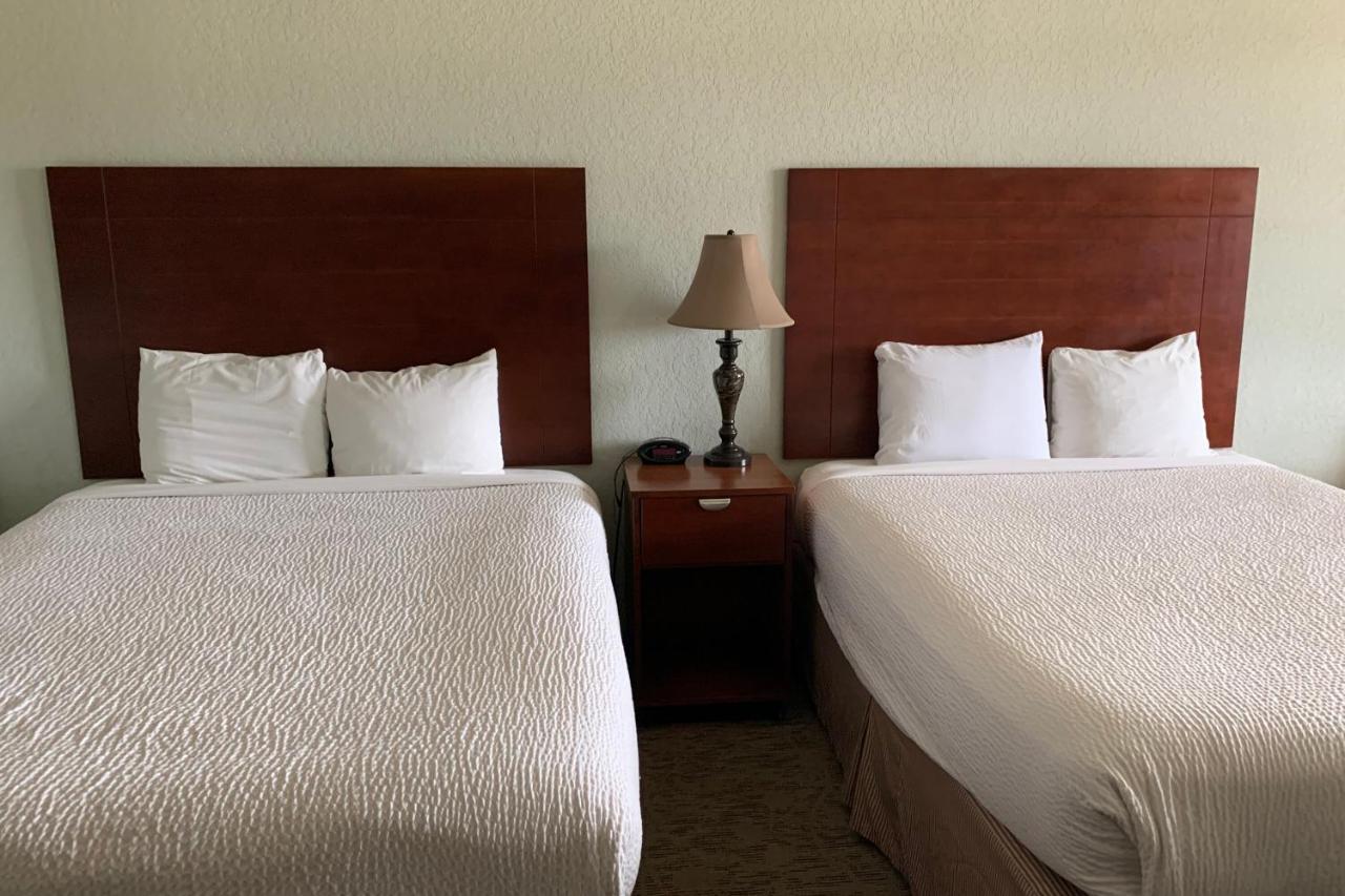 Oyo Hotel Pearsall I-35 West Buitenkant foto